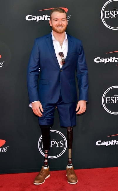 Declan Farmer, The ESPYS, Red Carpet Fashion